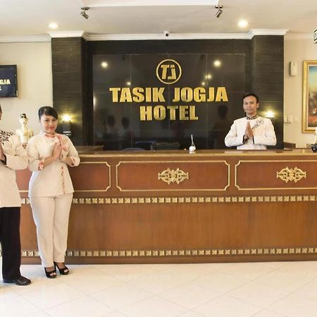Tasik Jogja Hotel Джокьякарта Экстерьер фото
