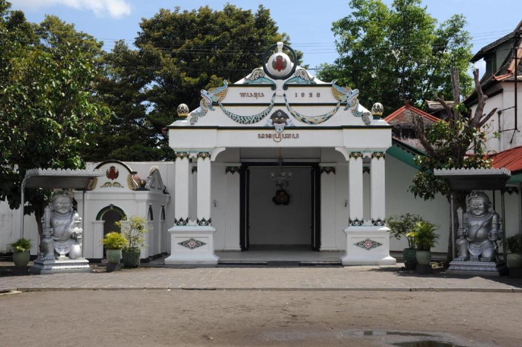 Tasik Jogja Hotel Джокьякарта Экстерьер фото