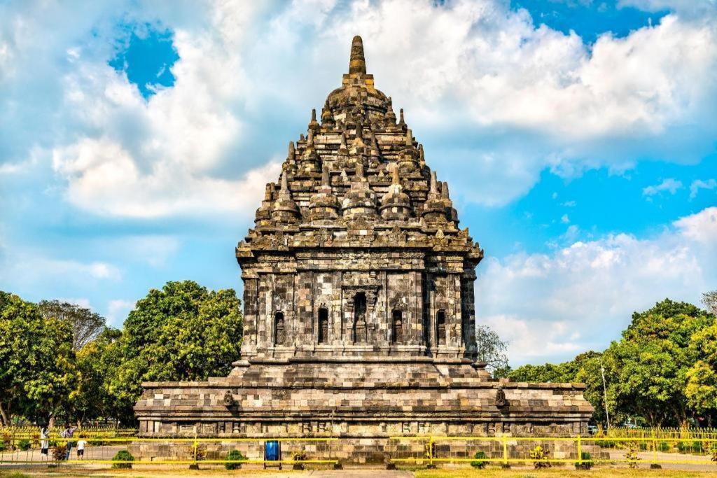 Tasik Jogja Hotel Джокьякарта Экстерьер фото