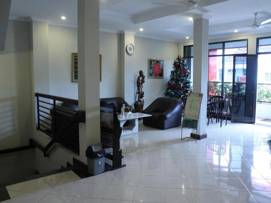Tasik Jogja Hotel Джокьякарта Экстерьер фото