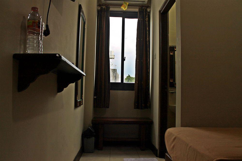 Tasik Jogja Hotel Джокьякарта Экстерьер фото